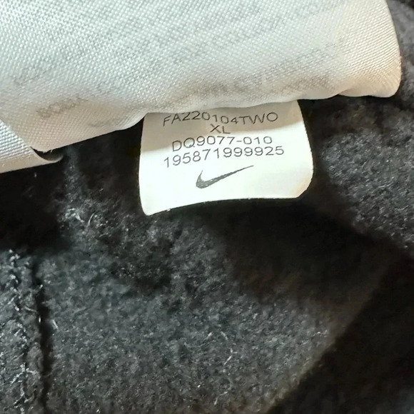 Nike Boy's DQ9077-010 Big Kids Sportswear Standard Fit Shorts Black Size XL - Picture 4 of 4